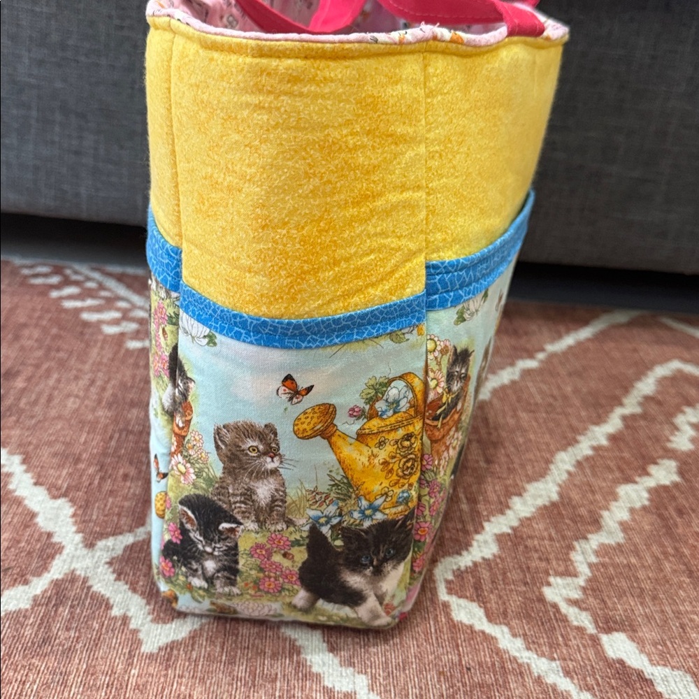 Handmade Padded Tote Bag – Cat Print Patchwork Organizer w/ Tons of Pockets - Picture 4 of 10